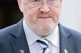 Derek Keating's Instagram, Twitter & Facebook