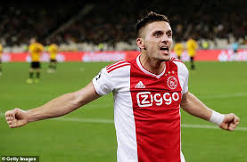 Officiële website van afc ajax. Aek Athens 0 2 Ajax Tadic Scores Twice As Visitors Book Place In Last 16 Of Champions League Daily Mail Online