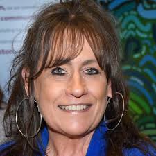 Karen Stanley's Instagram, Twitter & Facebook