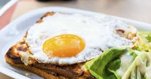 Croque Madame Au Chevre Salami Et Chorizo Croque Madame Recette A Base De Viande Recette Croque Madame