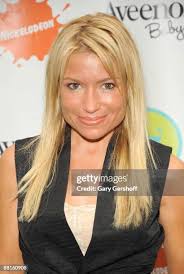 42 Photos & High Res Pictures