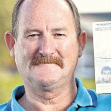 Balding dad gets through UK airport