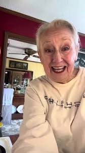 Delicious Chicken Livers Recipe with Fresh Vegetables