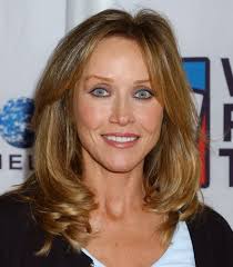 Tanya roberts, the american actress best known for her roles in the sitcom that '70s show and the james bond adventure a view to a kill, has died suddenly in the us. 8mwnr4pwfhbkdm