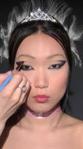 @Nara Jackson is THE QUEEN👸🏻 for @patmcgrathreal 💗 #malvinaisfan  #mlihowto #patmcgrathlabs #pmglablove #patmcgrath #belleoftheball  #bridgertonmakeup #cutcreasemakeup #cutcreasetutorial #howtomakeup ...