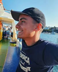 Phica maria sofia federico knowing these establishments,