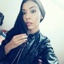 Stream Claudia Mora music