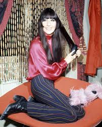 296 x 445 jpeg 17 кб. Rare Young Photos Cher Pop Star Images Of Young Cher