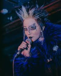 Wayne Liddle's Instagram, Twitter & Facebook