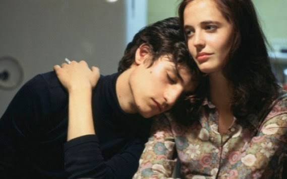A-Z Movie Reviews: 'The Dreamers' Fangirlish Column