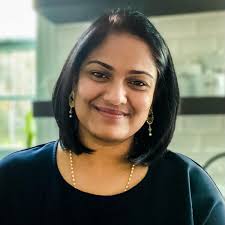 Peanut Butter Banana Steel Cut Oats!!😋 Top these with an extra drizzle of  milk and some sliced banana for a filling, protein-packed breakfast that  the whole family will love!👏🏻 RECIPE 👉🏻  https://suebeehomemaker.com/peanut-butter-banana-steel-cut-oats/