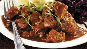 Hoy os ofrezco una deliciosa y jugosa receta de carne en salsa de cebolla: Como Preparar Carne De Jabali En Salsa Artemonte