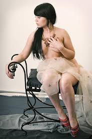 Luxuriöse nackte Frau stockfoto. Bild von schön, alleine - 25100150