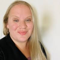 Amanda Pribble's Instagram, Twitter & Facebook