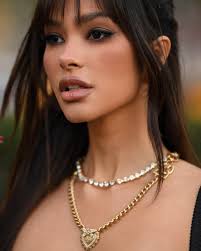 Nuestra bella candidata, Vanesa Velásquez dice lo siguiente sobre su labor  altruista “Desde pequeña mi familia inculcó en mí la empatía y humildad  hacia los demás. Mis padres siempre me llevaban a