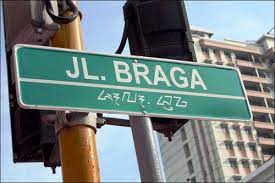 Braga Street In Aksara Sunda Bandung West Java Indonesia This Is A Languange From West Java The Name Is Bahasa Sunda And This Is A S Indonesia Fotografi