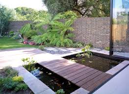 Gartenteich Von Fabienne Callensconnet Auf Connet S Outdoor Living Inspo Wasser Im Garten Garten