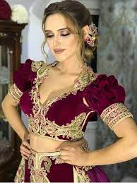 La femme et l'amour, sous toutes ses formes : Mariage Tounsia Tunisienne Tradition Tunisie Fashion African Print Fashion Dresses Tunisian Clothes