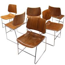 Set Of Vintage 1970s Mid Century Modern Walnut Krueger Matrix Stacking Chairs Chair Mid Century Modern Modern Furniture