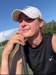 Feeling alone and invisible in life