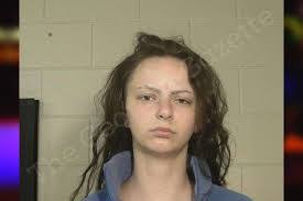 Rochelle Snell's Instagram, Twitter & Facebook