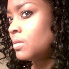 Nicole Willie (@iamnicwillie)