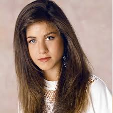 Courtney cox & jennifer aniston 90s. Jennifer Aniston Hair Evolution Timeline Of Jen Aniston S Hairstyles