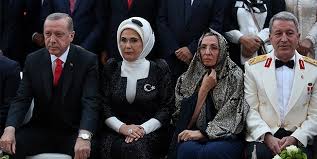 Diyetisyen şule akar'ın başı kapalı değil. Hulusi Akar Tartismalara Neden Olan Fotografa Iliskin Ilk Kez Konustu Yavas Bu Kadar Ileri Gitme