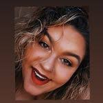 Jessica Dake's Instagram, Twitter & Facebook