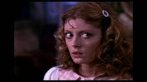 The oscar winning actress appears on popcorn with peter travers to talk about her new film the meddler and she sings over at the frankenstein place. The Rocky Horror Picture Show Bande Annonce Vost Youtube