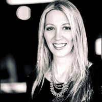 Amy Zender's Instagram, Twitter & Facebook