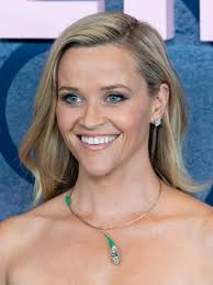 Reese witherspoon is an american actress, producer, voiceover artist, and entrepreneur who has given critically acclaimed performances in a variety of movies and shows such as walk the line, legally blonde, big little lies, wild, home again, monsters vs. Reese Witherspoon Revealed Her Natural Hair Color On Instagram See Photos Allure