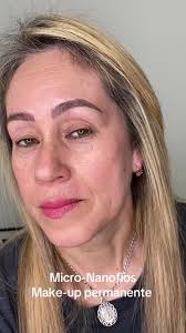 Micro-Nanofios: Transformación de Miradas con Maquillaje