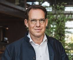 David Daum's Instagram, Twitter & Facebook