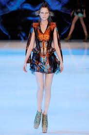 Alexander Mcqueen Spring 2010 Ready To Wear Fashion Show Fashion Alexander Mcqueen Savage Beauty Fashion Week