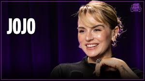 Joanna (@iamjojo)