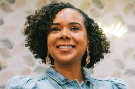 Making Waves: The Natural Hair Expert