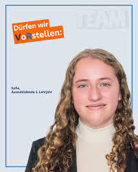 Hallo 👋 mein Name ist Michael Roeske, ich bin 20 Jahre alt und komme aus  Baiersdorf bei Altenkunstadt. In meiner Freizeit übe ich gerne mein Hobby  Fußball aus. Im Juni 2025 konnte