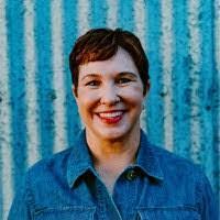 Amy Lunt's Instagram, Twitter & Facebook