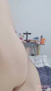 极品美乳新人妹妹！居家激情操逼！白皙皮肤，干净无毛[1V-1GB] | 精选Porn