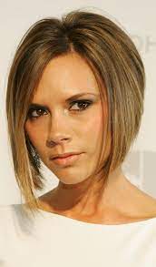 This side swept, short wavy bob is super cute and a great idea for a more formal short hairstyle. 10 Sexy Short Hairstyles You Can Try Today