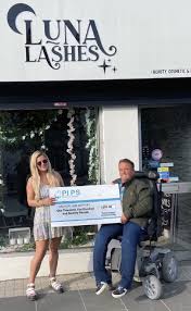 Demi's Skydive in Memory of Brother Roy