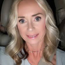 My senior is in love with FSU and plans to apply as an out-of-state  student. I haven't visited the campus yet, so I'm unfamiliar with the size  and layout. If you have