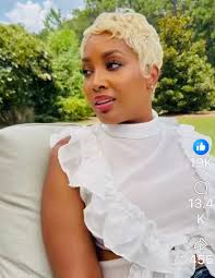 You all I do not give a dang what Stine is doing with Tre and James. Right  now we need to get Amber straight. So Stine let Brittany have it. 😂