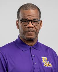 Leonard Mcdowell's Instagram, Twitter & Facebook