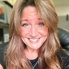 Kasey Piper's Instagram, Twitter & Facebook