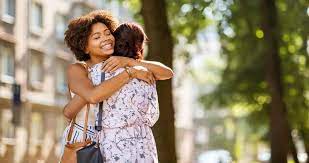16 Ways To Keep Friends (8 Do's + 8 Don'ts)