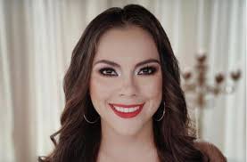 FamaDD Doralis Mela no tiene silicona...