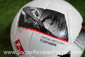 Der aktuelle spieltag und die tabelle der bundesliga 2020/2021. Adidas 2016 17 Torfabrik Bundesliga Official Match Ball Review Soccer Reviews For You
