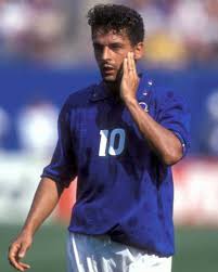 Bir oyuncu kartı satın alırken ayrılırsınız sağlayıcılarımızdan biriyle oturum açma ayrıntılarınız ve arzu ettiğiniz kartı fifa. Roberto Baggio